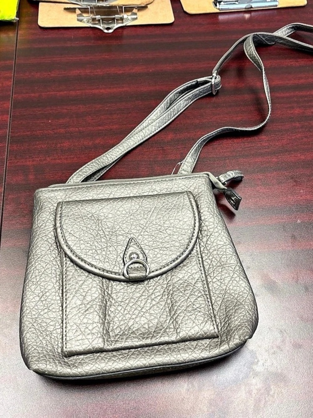 Strada Leather-Look Crossbody Bag in Gray
